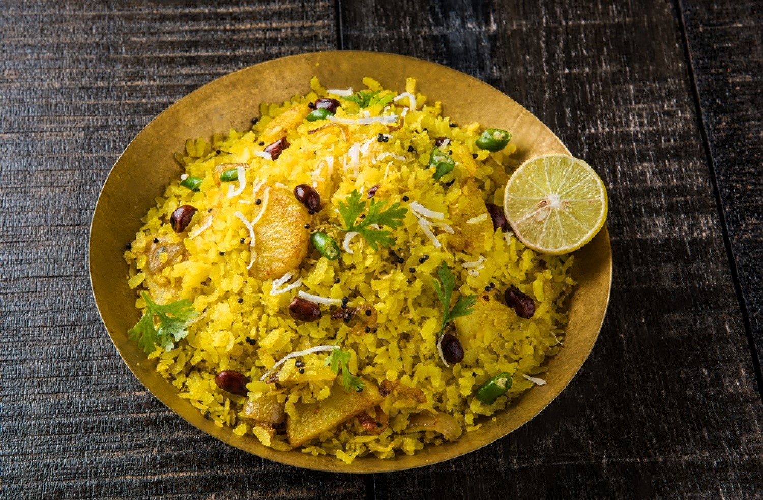 Top 7 Best Street Food Of Madhya Pradesh - TheIndiaExplorer