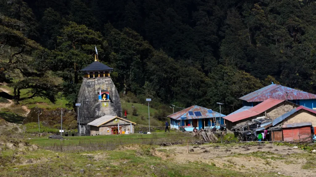 Madmaheshwar Temple