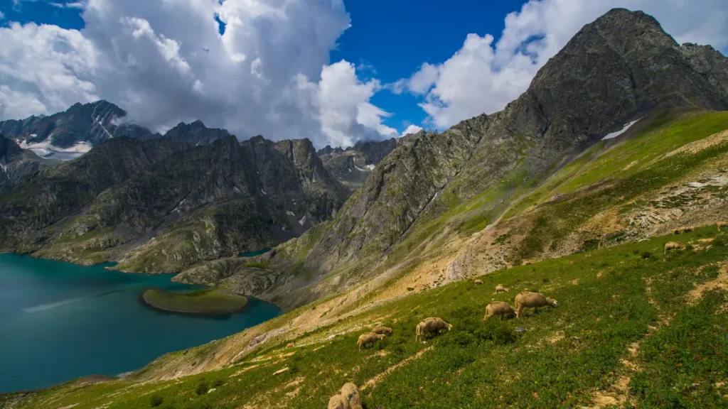 Yemsar Gadsar Lake