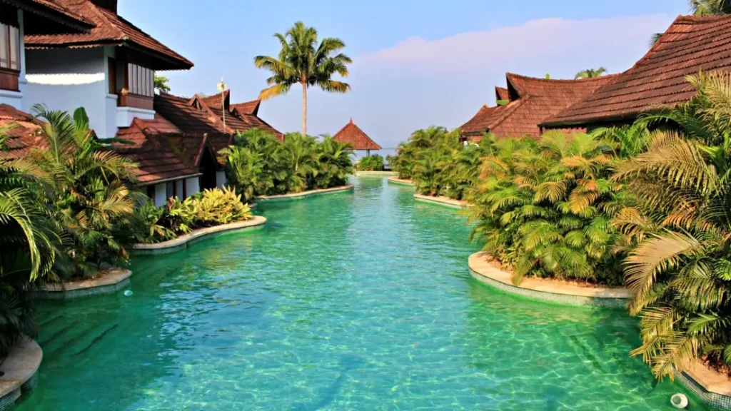 Kumarakoram Lake Resort