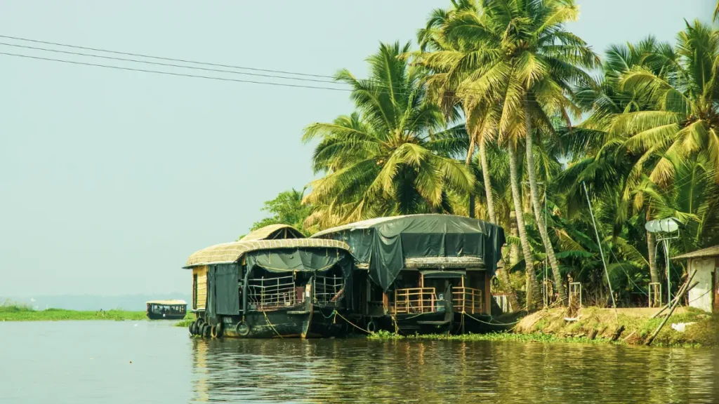 Largest Backwater in Kerala