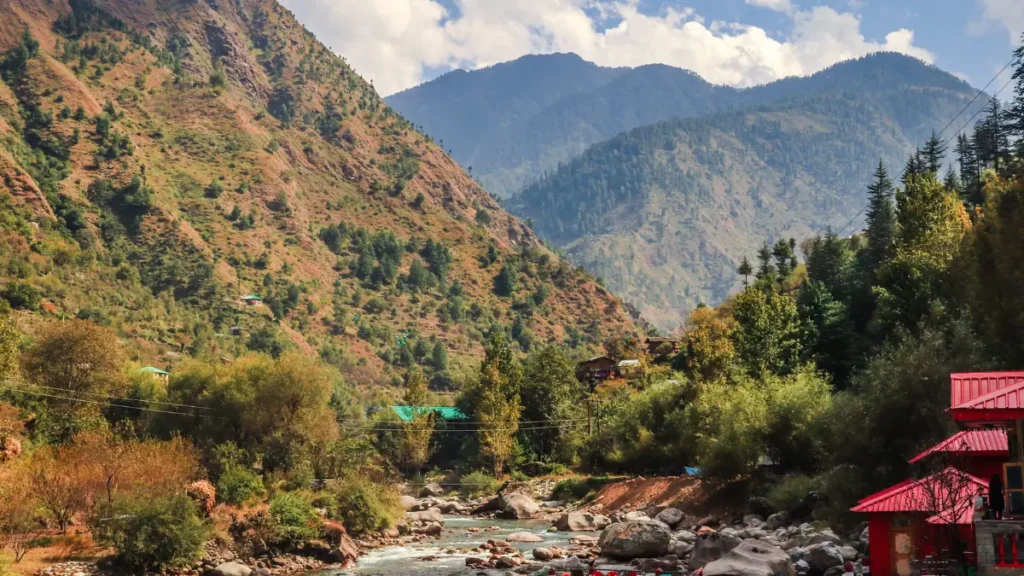 Mountains of Jibhi solo trip