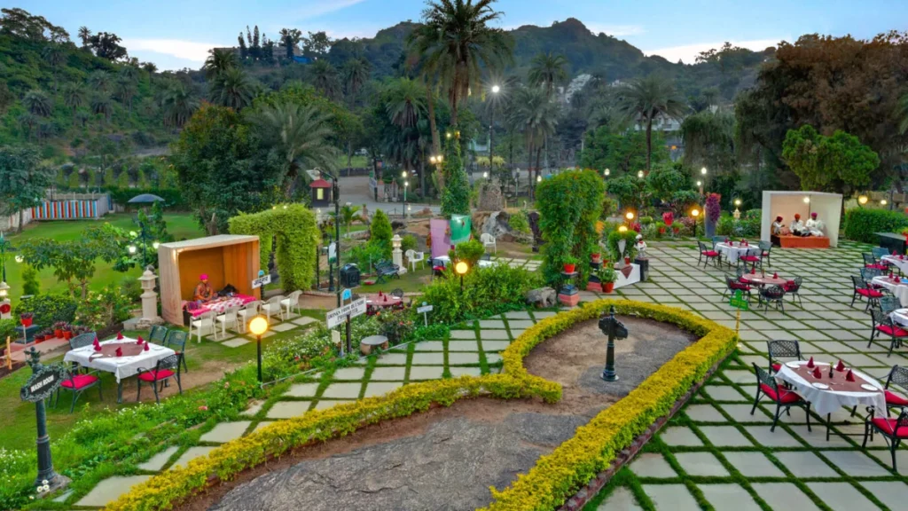 The Garden Retreat: "Chacha Inn, Mount Abu - Scenic garden retreat with cozy accommodations and vibrant landscapes