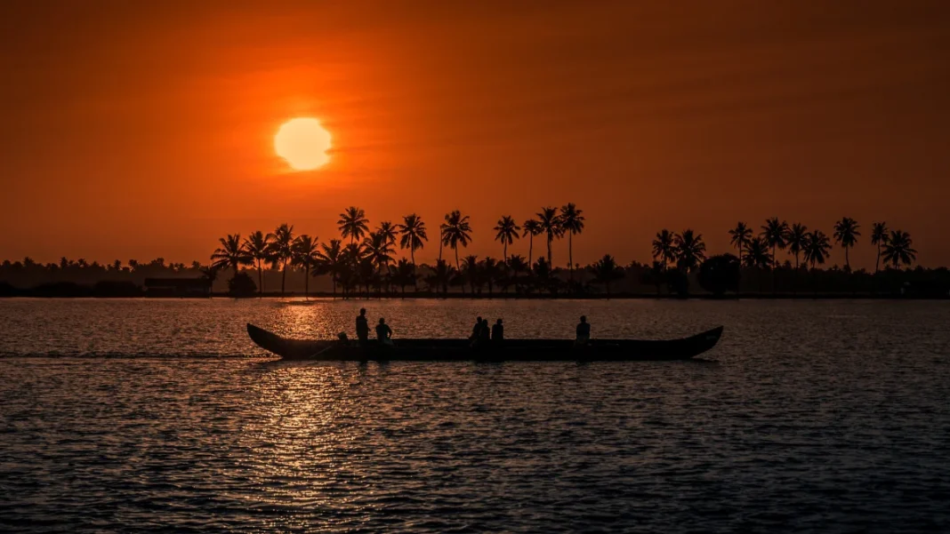 BEST Beaches in Kerala: Travel in 2024